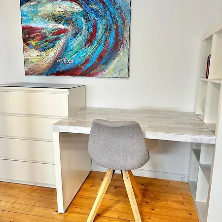 Schoenes City-apartment Mit 2 Schlafzimmer, Parkplatz, Ruhig Und Hell, D46-dg Lägenhet Oldenburg