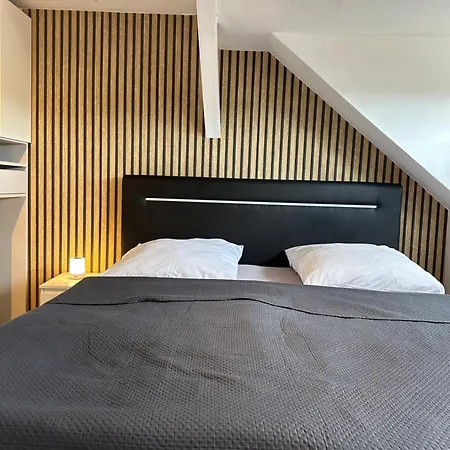 Schoenes City-apartment Mit 2 Schlafzimmer, Parkplatz, Ruhig Und Hell, D46-dg * Oldenburg