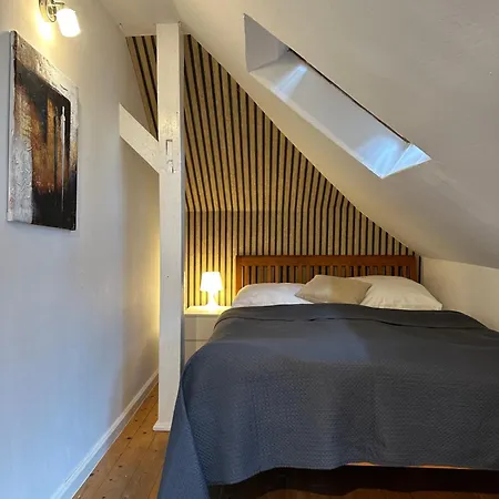 Schoenes City-apartment Mit 2 Schlafzimmer, Parkplatz, Ruhig Und Hell, D46-dg Lägenhet *