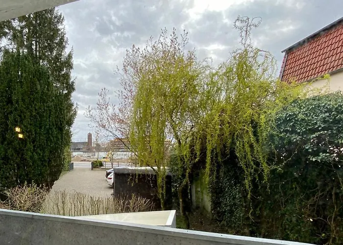 Schoenes City-apartment Mit 2 Schlafzimmer, Parkplatz, Ruhig Und Hell, D46-dg