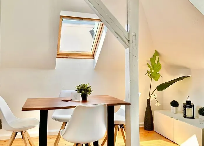 Daire Schoenes City-apartment Mit 2 Schlafzimmer, Parkplatz, Ruhig Und Hell, D46-dg Oldenburg
