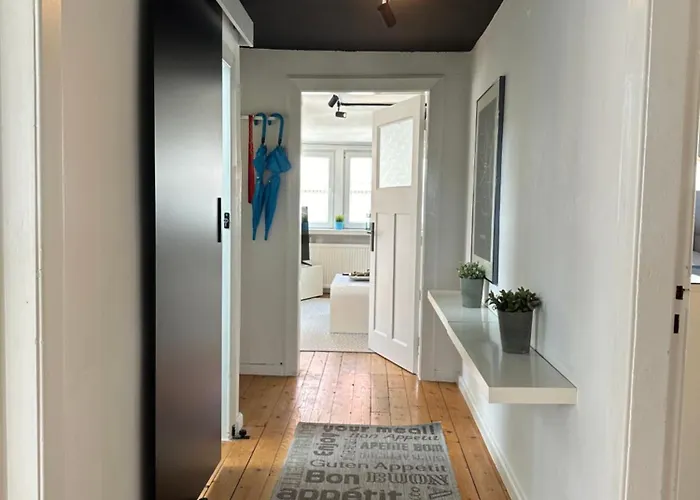 Schoenes City-apartment Mit 2 Schlafzimmer, Parkplatz, Ruhig Und Hell, D46-dg *